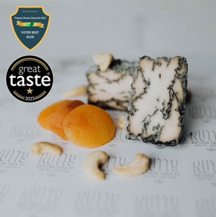 Nutty-simply-blue-veganer-roquefort Nutty-simply-blue-veganer-roquefort