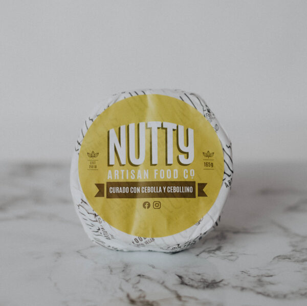 Nutty Käsealternative auf Cashewbasis gereift mit Zwiebel und Schnittlauch 165g