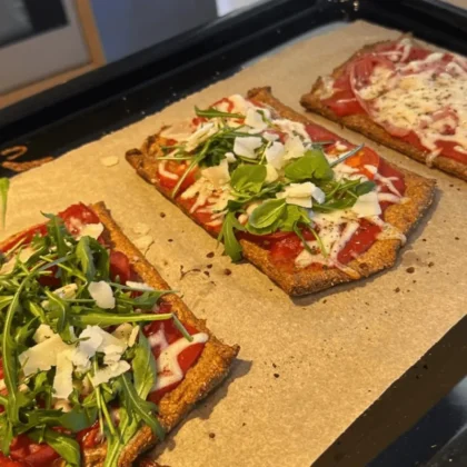 Panifactum-ketogen-lowcarb-vegan-Pizzaschnitte Panifactum-ketogen-lowcarb-vegan-Pizzaschnitte