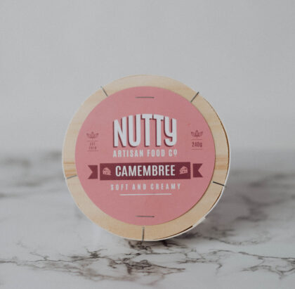 Nutty-simply-white-veganer-Cashewkaese-gereift Nutty-simply-white-veganer-Cashewkaese-gereift