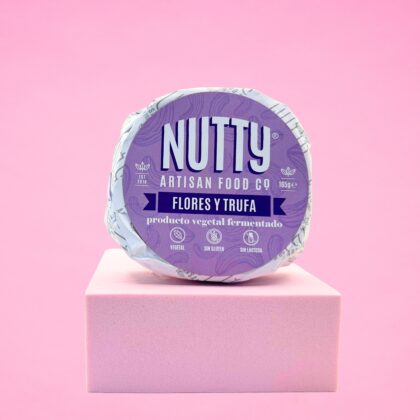 Nutty-mit-Blueten-und-weissem-Trueffel-vegan Nutty-mit-Blueten-und-weissem-Trueffel-vegan